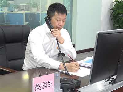 增城区委常委、常务副区长赵国生接听12345热线群众来电